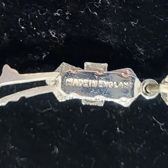 Vintage Aurora Borealis Made in England Necklace & Jonne Clip On Earrings - Picture 6 of 10